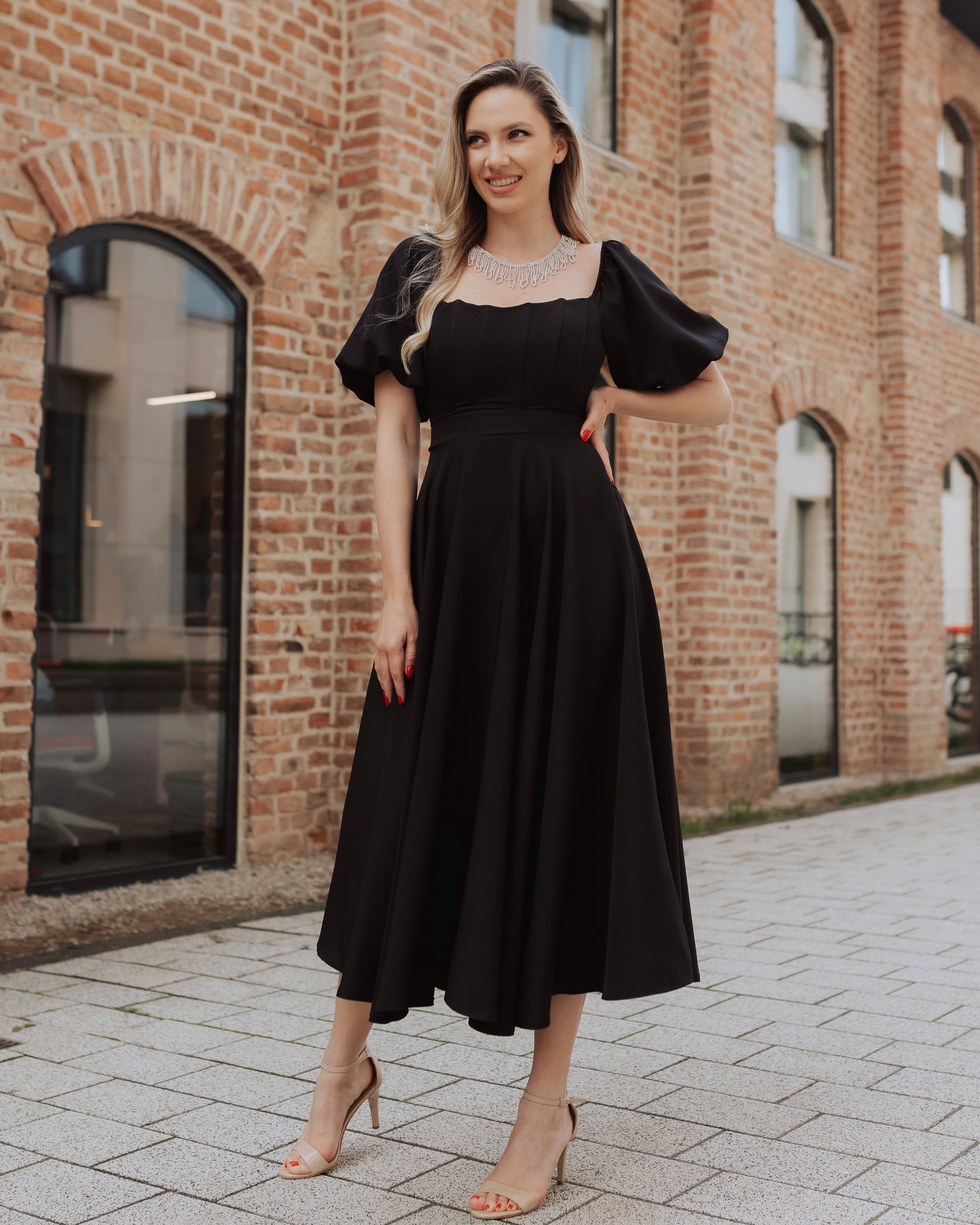 Rochie neagra midi de ocazie