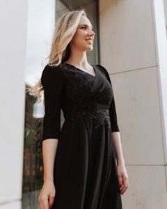 Rochie neagra midi eleganta